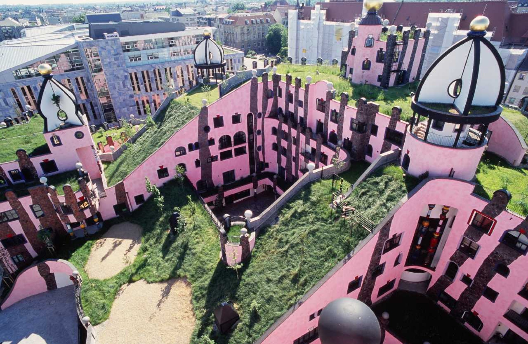 Hundertwasser - DIE GRÜNE ZITADELLE VON MAGDEBURG